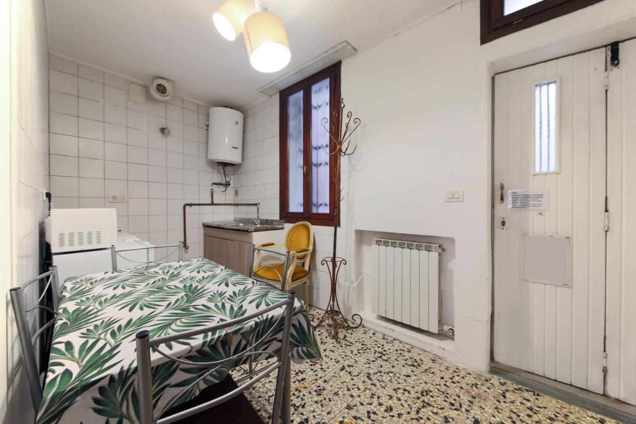 Economy Santa Croce Venecia